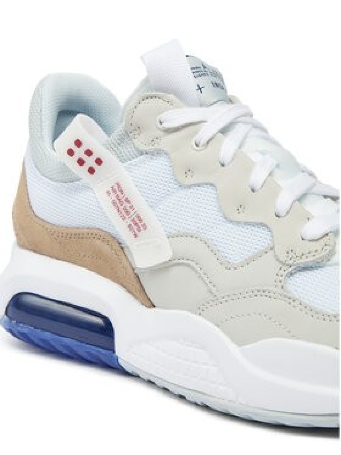 Nike Sneakersy Jordan Ma2 DO6727 100 Biały