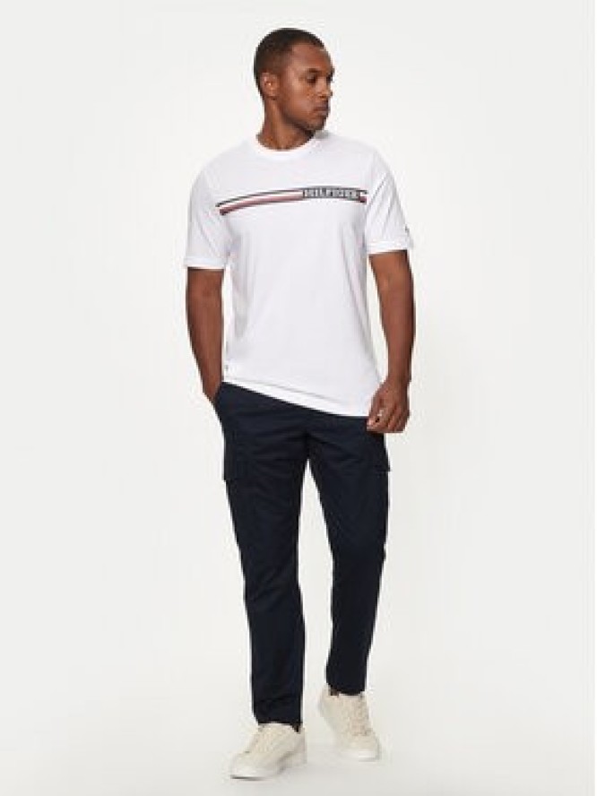 Tommy Hilfiger T-Shirt Chest Stripe MW0MW36739 Biały Regular Fit