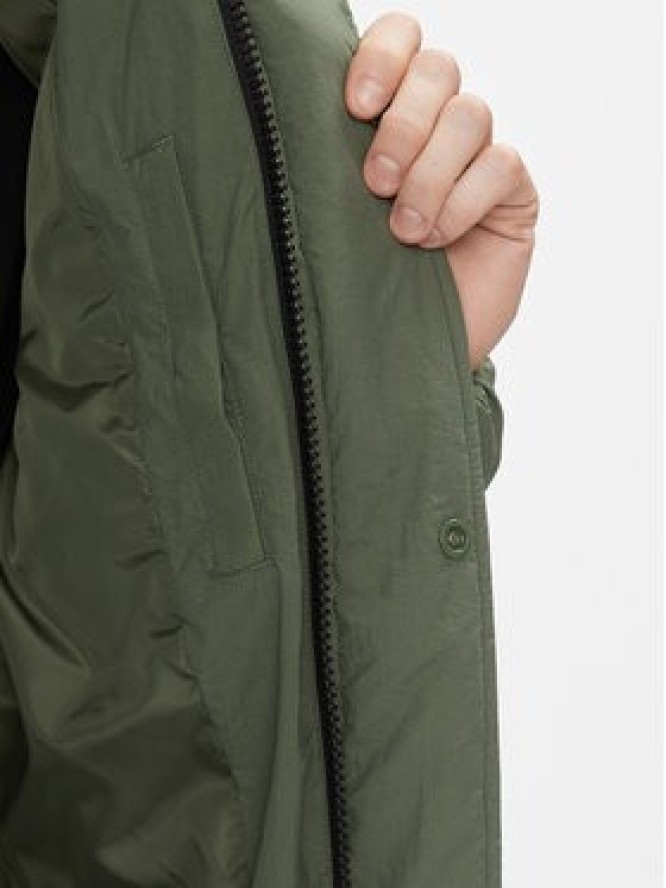 Calvin Klein Jeans Kurtka puchowa Essentials J30J323708 Zielony Regular Fit
