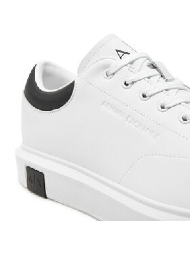 Armani Exchange Sneakersy XUX123 XV534 K488 Biały