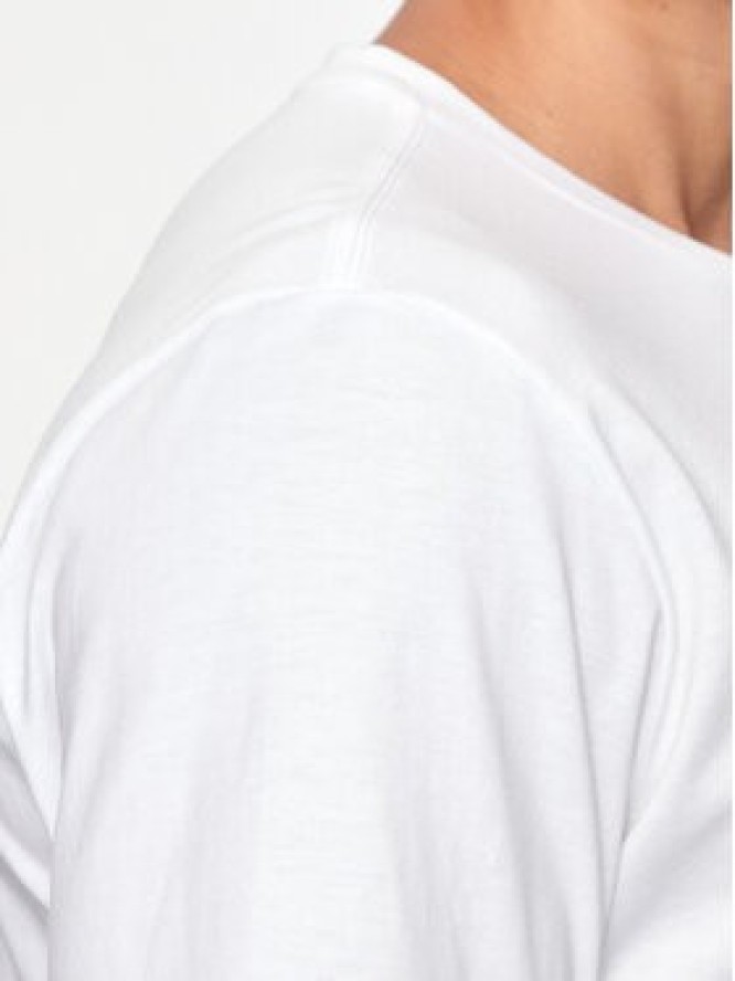 Converse T-Shirt M Chuck Patch Distort Tee 10026427-A02 Biały Regular Fit