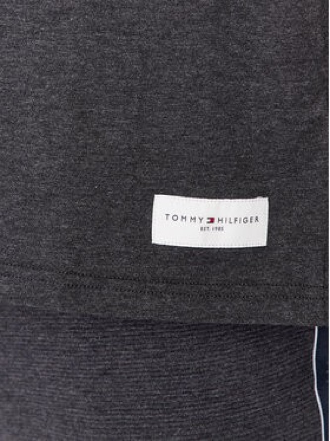 Tommy Hilfiger T-Shirt Logo UM0UM03005 Szary Regular Fit
