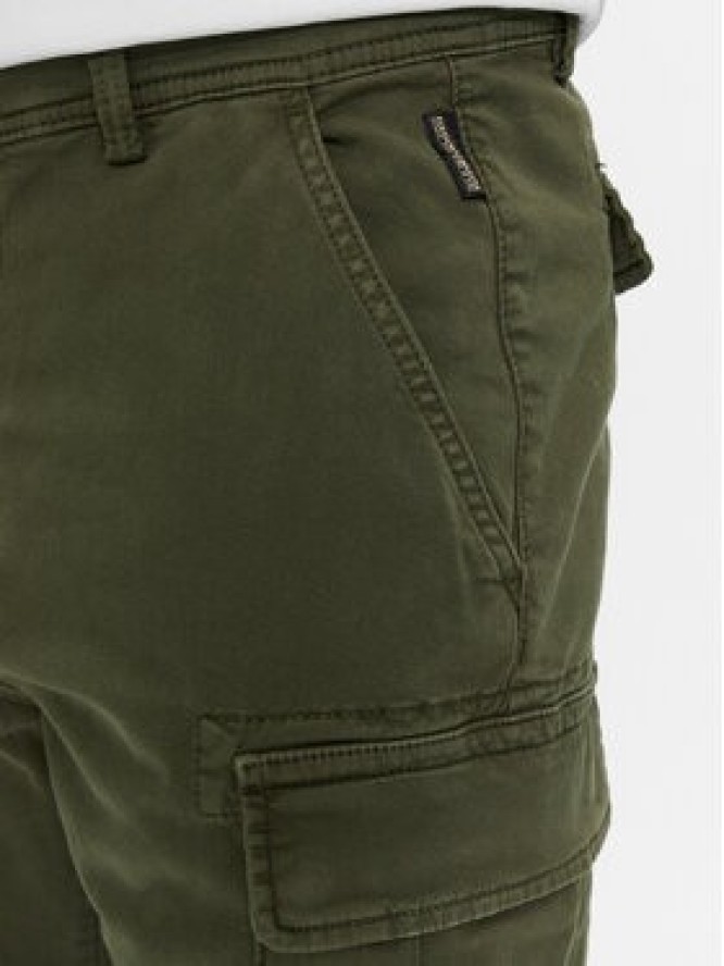 Napapijri Spodnie materiałowe Yasuni NP0A4H1G Zielony Regular Fit