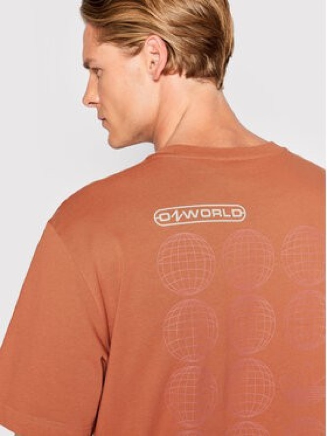 adidas T-Shirt Graphic Ozworld HL9232 Pomarańczowy Relaxed Fit