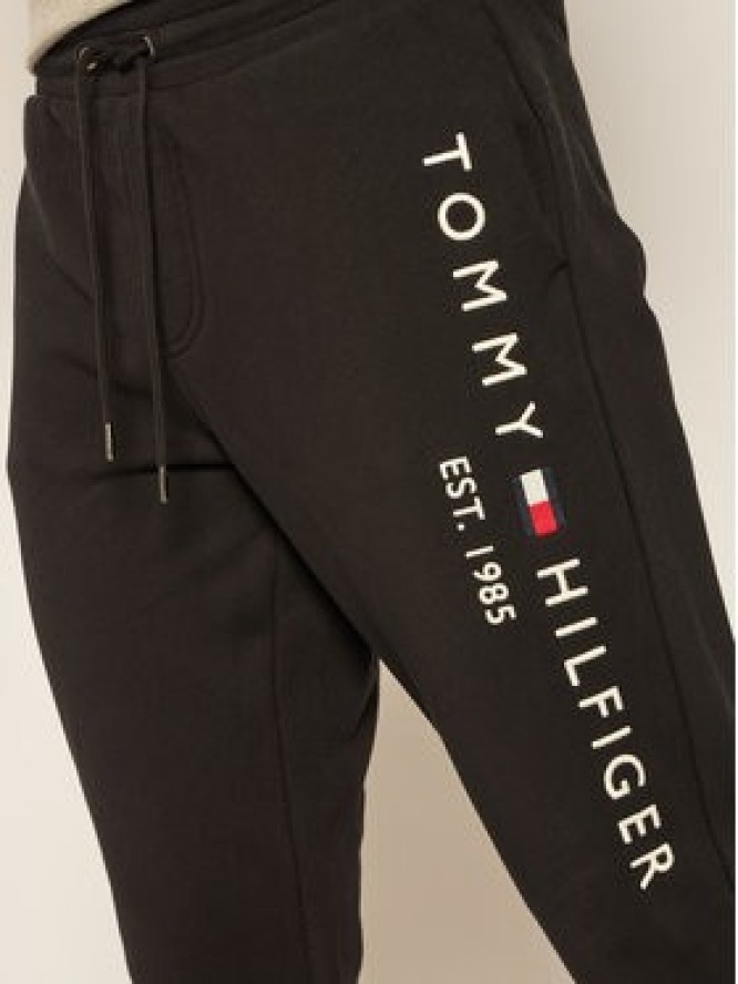 Tommy Hilfiger Spodnie dresowe Basic Branded MW0MW08388 Czarny Regular Fit