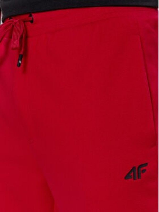 4F Spodnie dresowe 4FAW23TTROM452 Czerwony Regular Fit