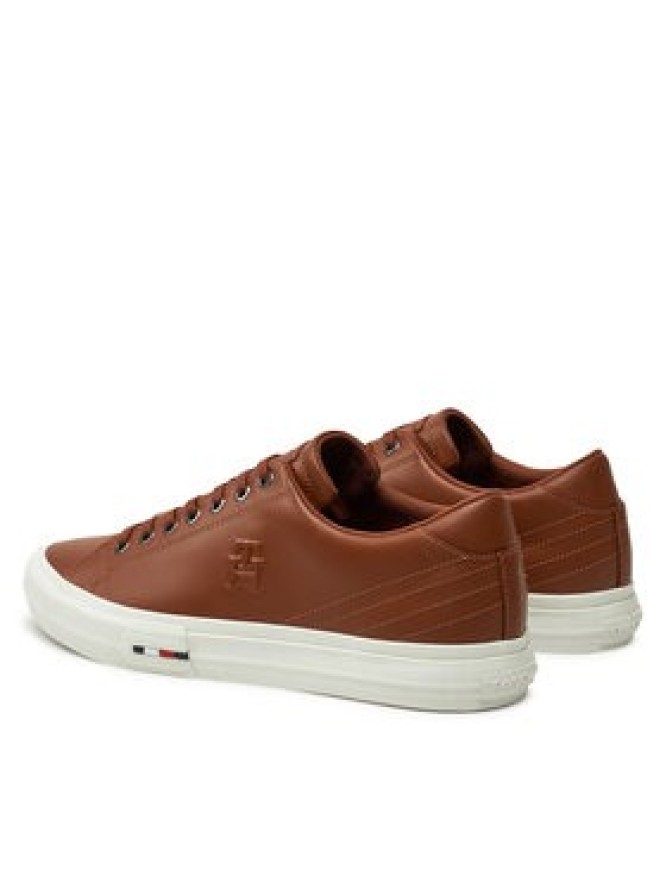 Tommy Hilfiger Sneakersy Hi Vulc Street Patch Lth Luxe FM0FM05203 Brązowy