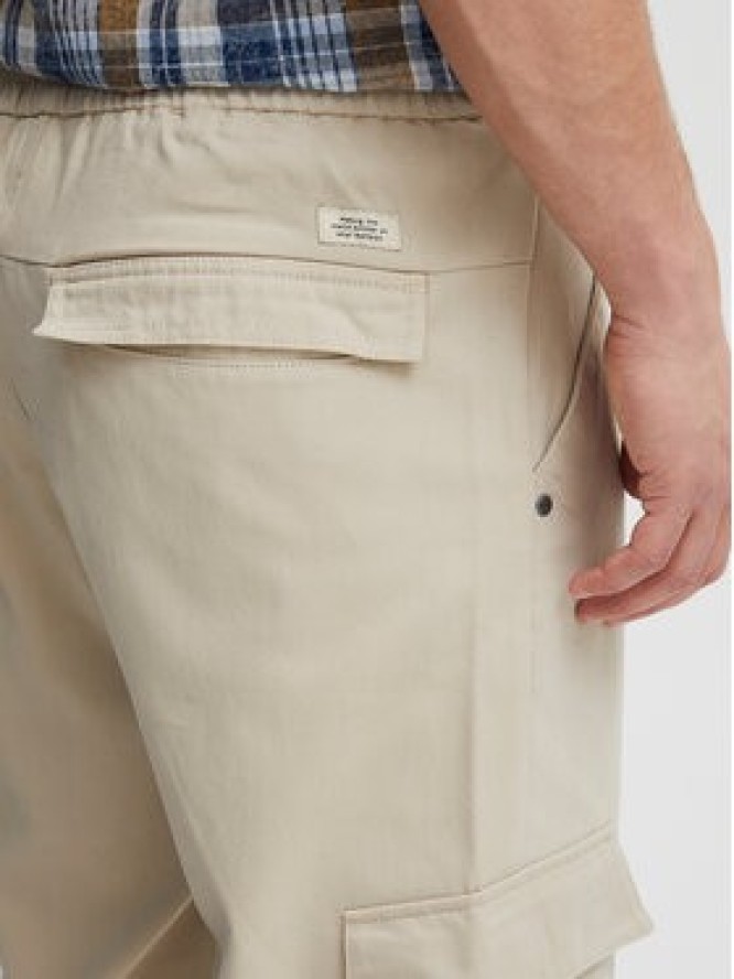 Blend Spodnie materiałowe 20715569 Beżowy Regular Fit