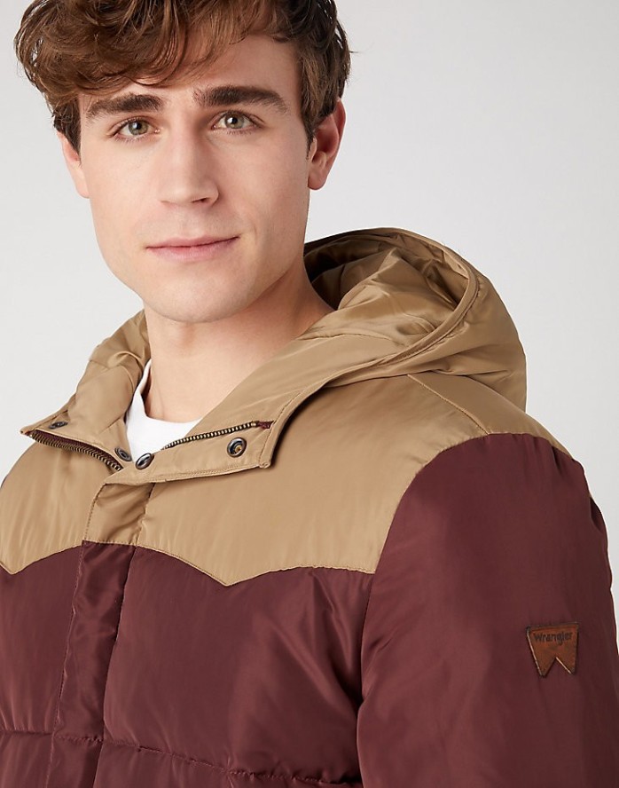 WRANGLER PUFFER JACKET MĘSKA KURTKA ZIMOWA Z KAPTUREM CIEPŁA DAHLIA W40AWUH45