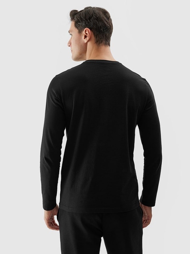 4F Koszulka w kolorze czarnym rozmiar: M