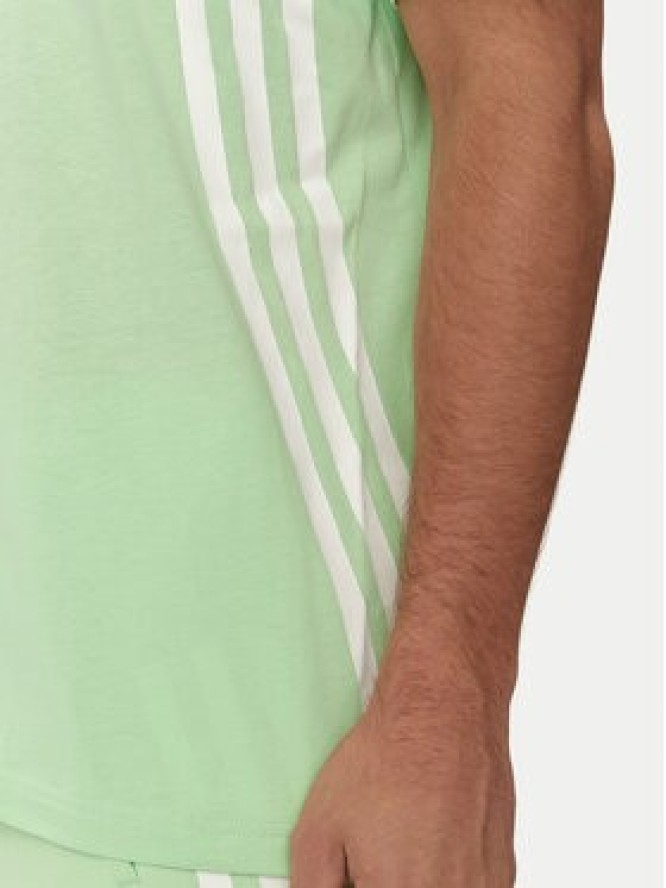 adidas T-Shirt Future Icons 3-Stripes IR9169 Zielony Loose Fit