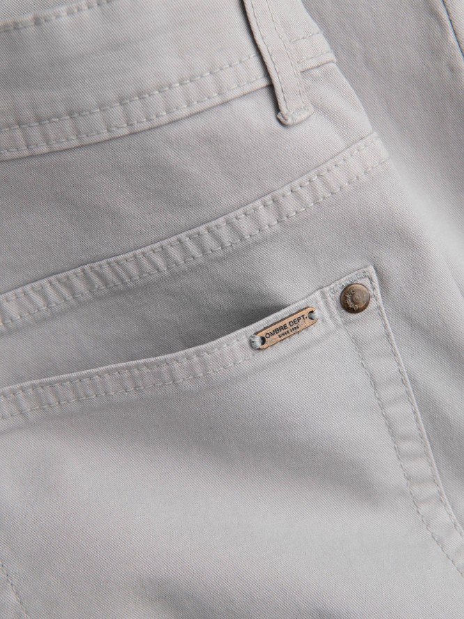 Spodnie męskie chino o dopasowanym kroju - szare V2 OM-PACP-0151 - XXL