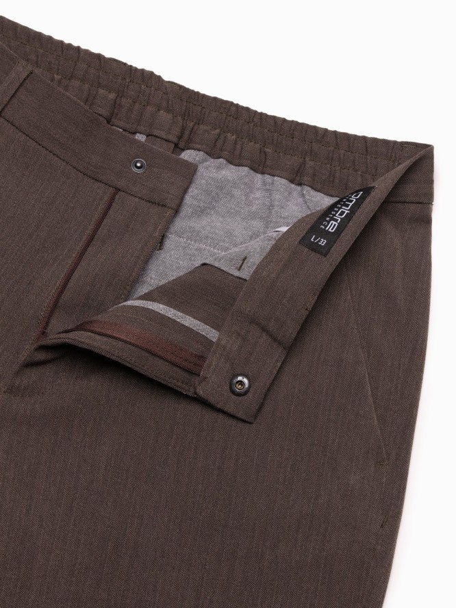 Spodnie męskie chino z gumką w pasie SLIM FIT - czekoladowe V2 OM-PACP-0158 - XXL