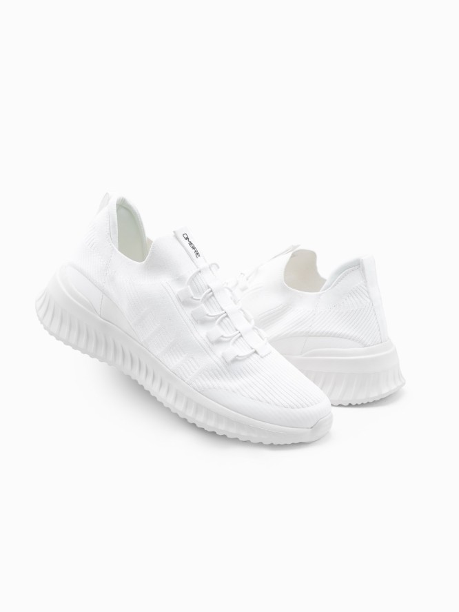 Wsuwane męskie buty sneakersy wykonane z lekkich materiałów - białe V4 OM-FOKS-0149 - 44