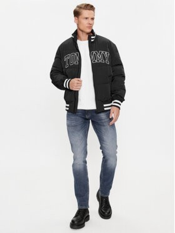 Tommy Jeans Kurtka bomber DM0DM17479 Czarny Relaxed Fit