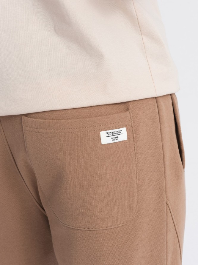 Spodnie męskie dresowe typu jogger - brązowe V2 OM-PABS-0173 - XXL
