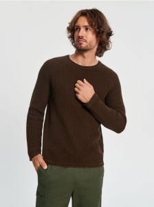 Sweter z waflowym splotem - brązowy