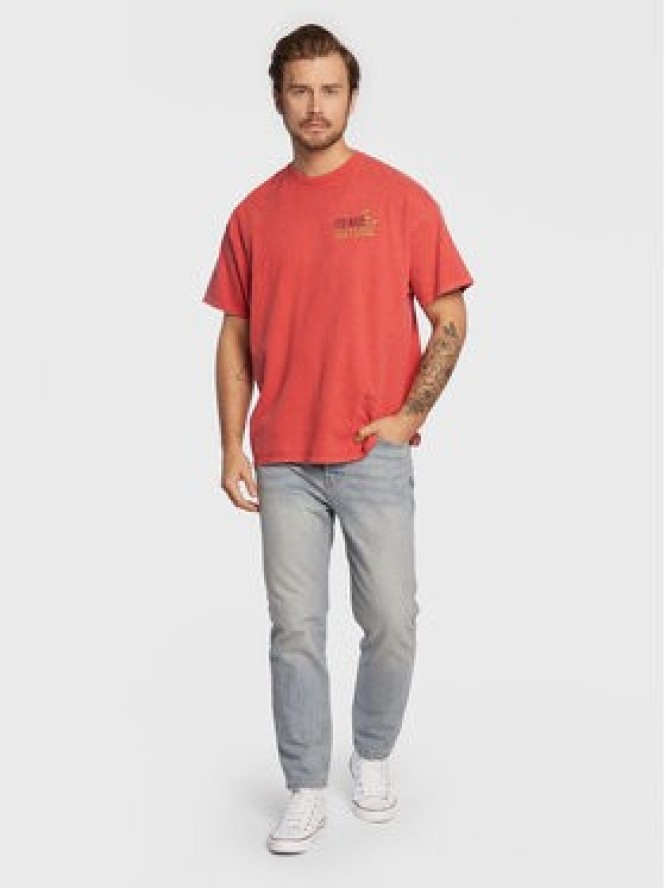 BDG Urban Outfitters T-Shirt 75326470 Czerwony Regular Fit