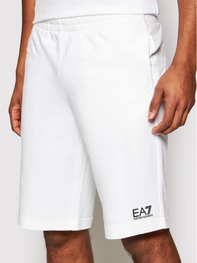 EA7 Emporio Armani Szorty sportowe 8NPS02 PJ05Z 1100 Biały Regular Fit