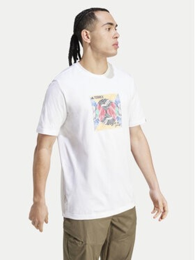 adidas T-Shirt Terrex Graphic United By Summits IM8366 Biały Regular Fit
