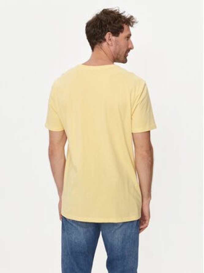 Gap T-Shirt 570044-10 Żółty Regular Fit