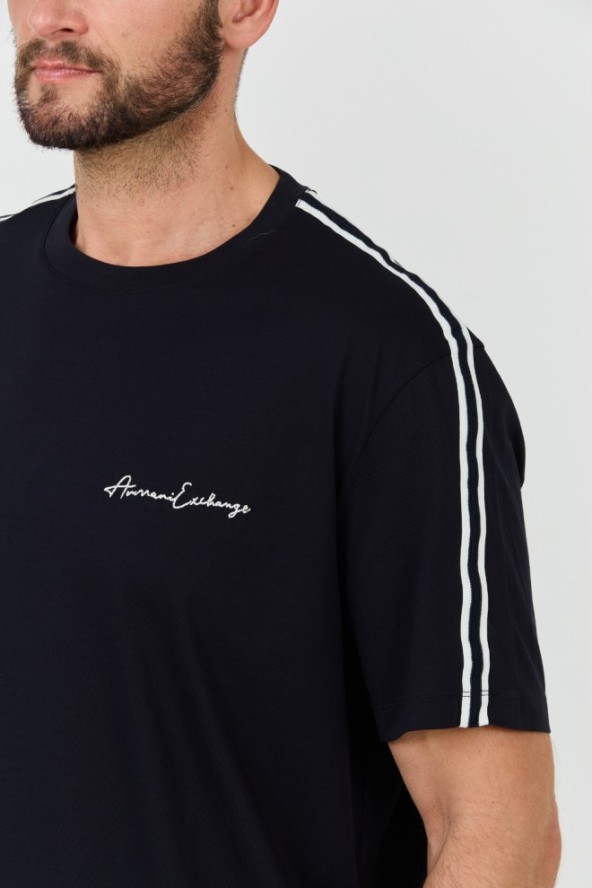 ARMANI EXCHANGE Granatowy t-shirt