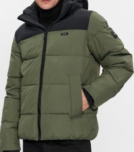 Calvin Klein Kurtka zimowa Crinkle K10K112227 Zielony Regular Fit