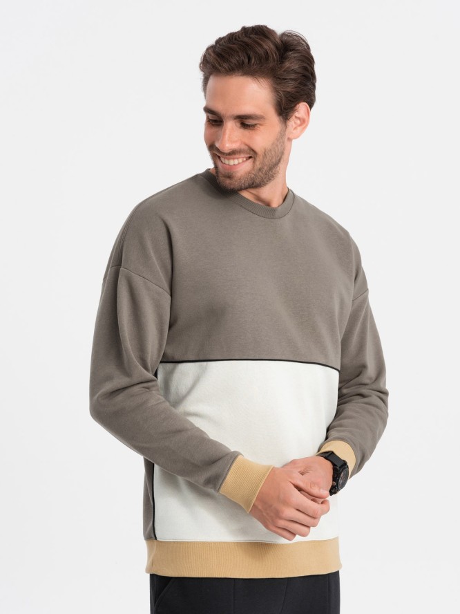 Bluza męska OVERSIZE z kontrastowym łączeniem kolorów - khaki V7 OM-SSNZ-0130 - XXL