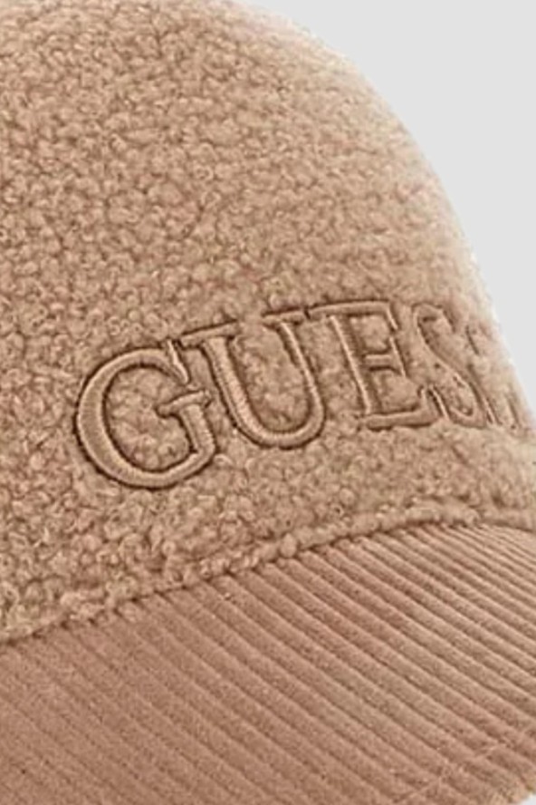 GUESS Beżowa pluszowa czapka z daszkiem Baseball Cap