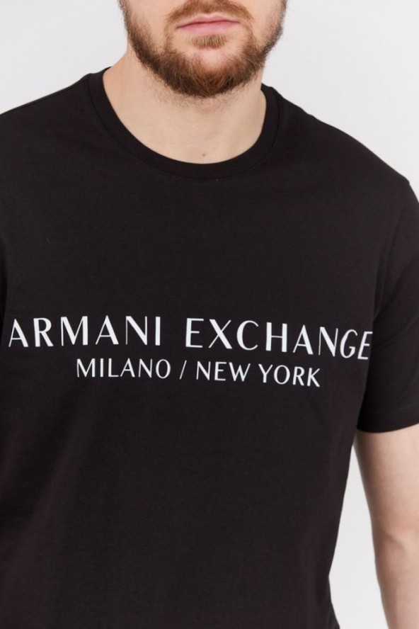 ARMANI EXCHANGE Czarny t-shirt męski z aplikacją z logo