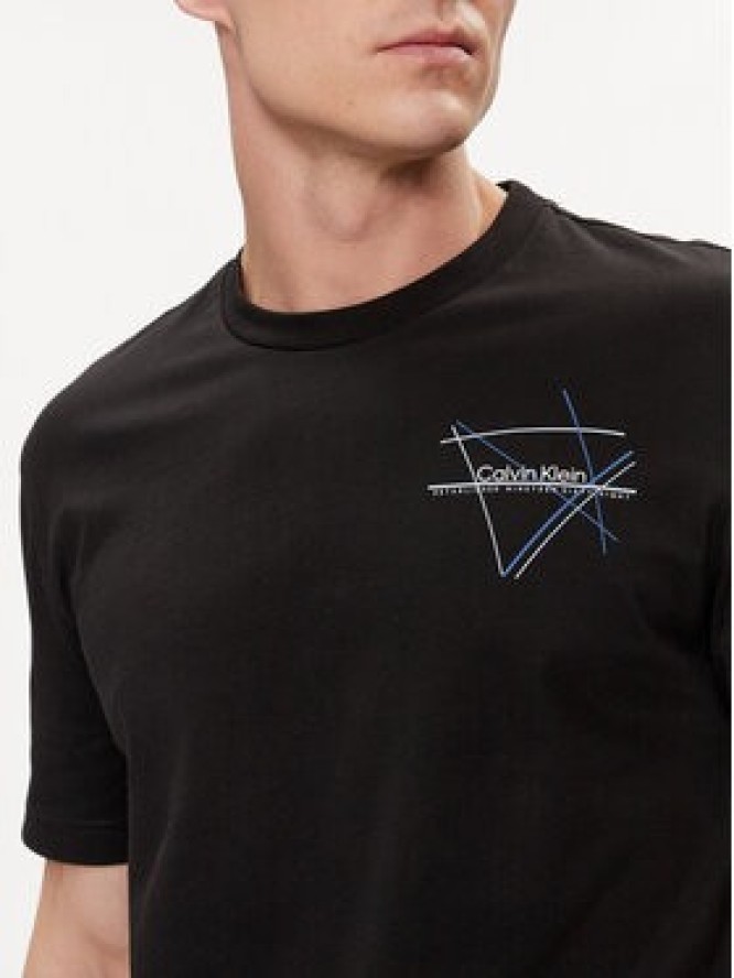 Calvin Klein T-Shirt Linear Graphic K10K112482 Czarny Regular Fit