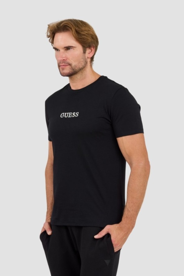 GUESS Czarny t-shirt z haftowanym logo