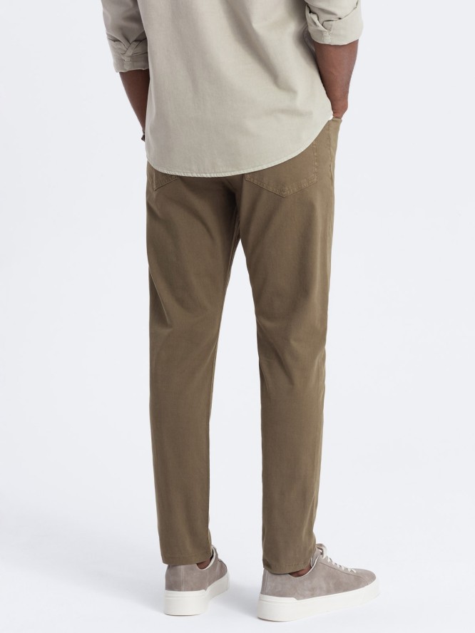 Spodnie męskie chino o dopasowanym kroju - oliwkowe V3 OM-PACP-0151 - XXL