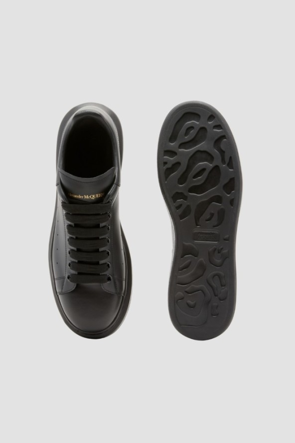 ALEXANDER MCQUEEN Czarne sneakersy OVERSIZED