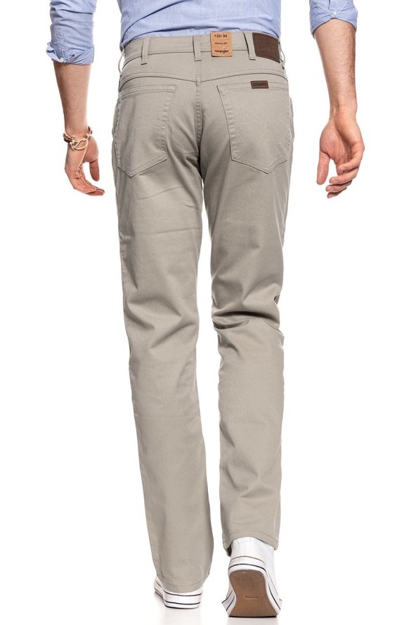 WRANGLER SPODNIE MĘSKIE REGULAR FIT CAMEL W10IHH175