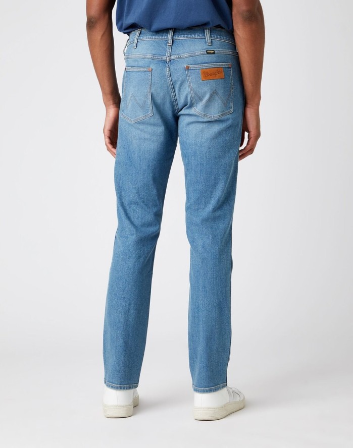 WRANGLER GREENSBORO MĘSKIE SPODNIE JEANSOWE DUSTY DEVIL W15QC4665