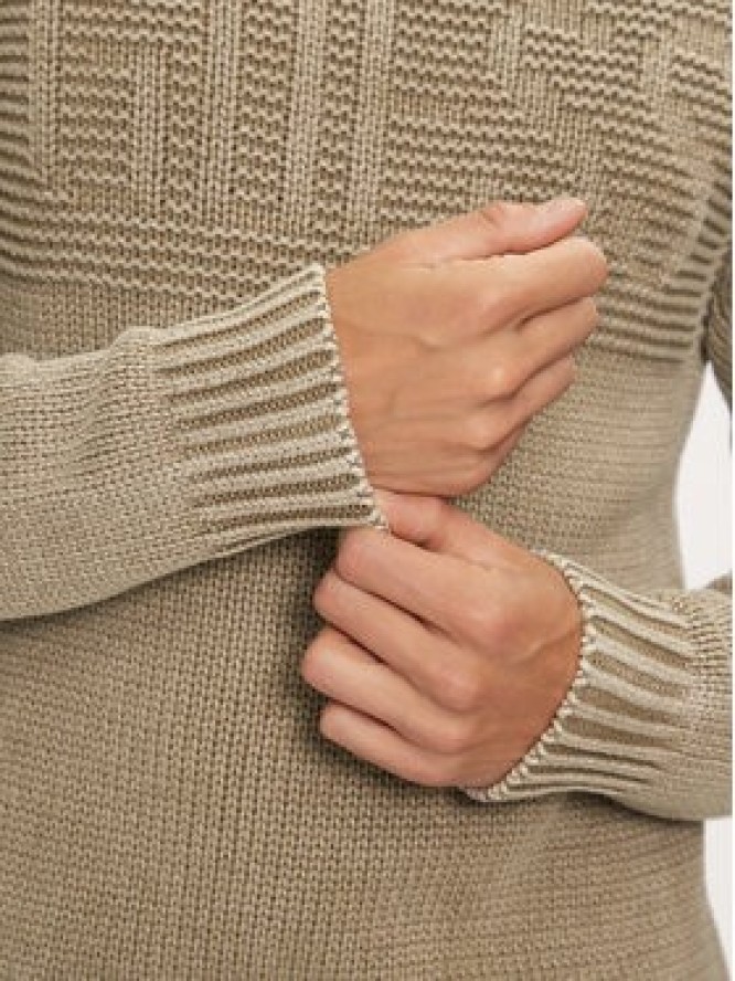 Guess Sweter M4BR10 Z3KC1 Brązowy Regular Fit