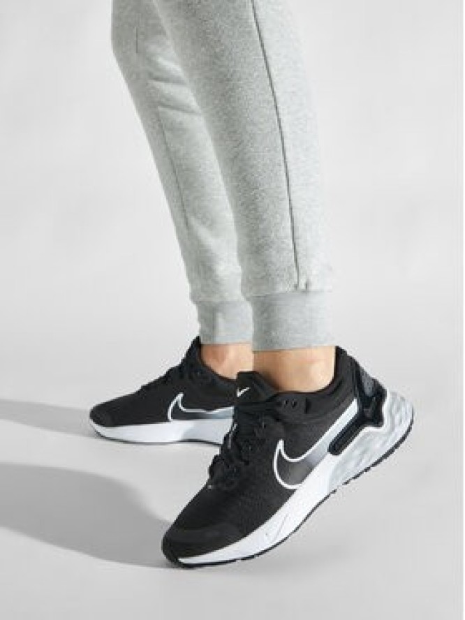 Nike Buty do biegania Renev Run 3 DC9413 001 Czarny