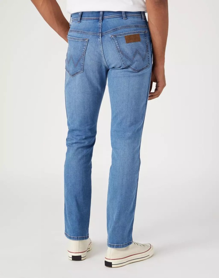 WRANGLER TEXAS SLIM MĘSKIE SPODNIE JEANSOWE JEANSY ON POINT W12SCSZ84