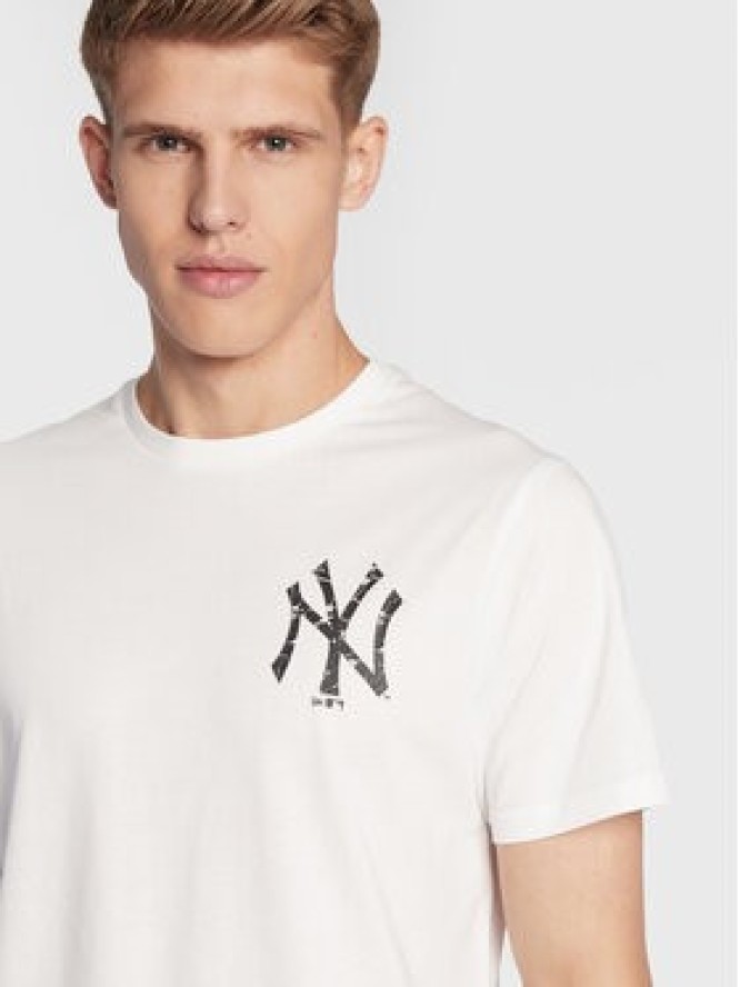 New Era T-Shirt New York Yankees Logo Infill 60284710 Biały Regular Fit