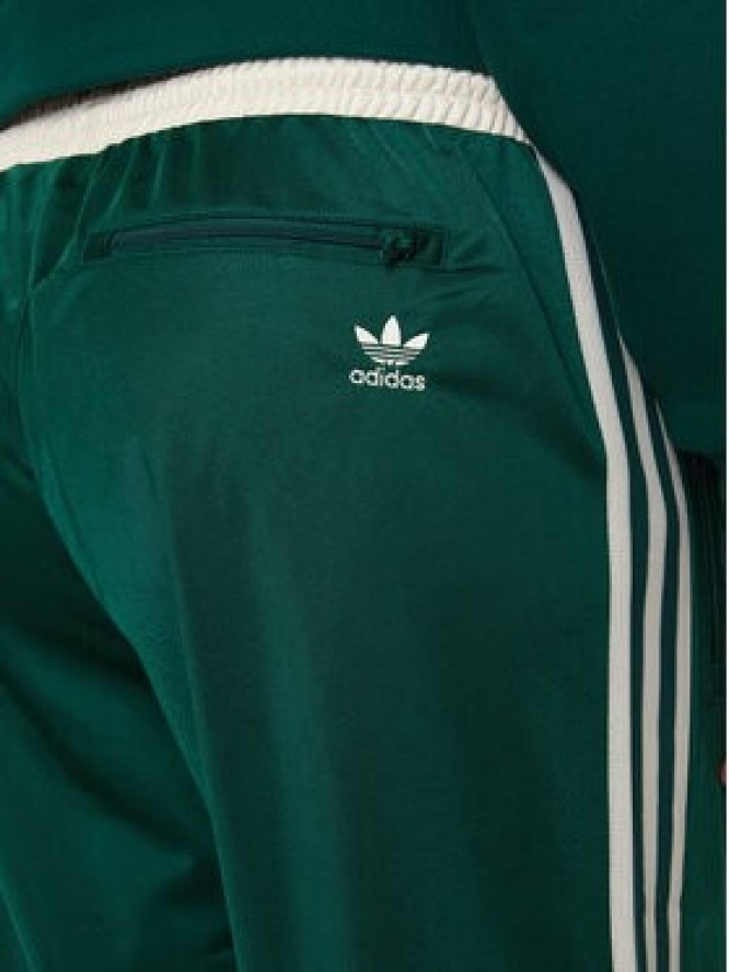 adidas Spodnie dresowe IS1402 Zielony Regular Fit